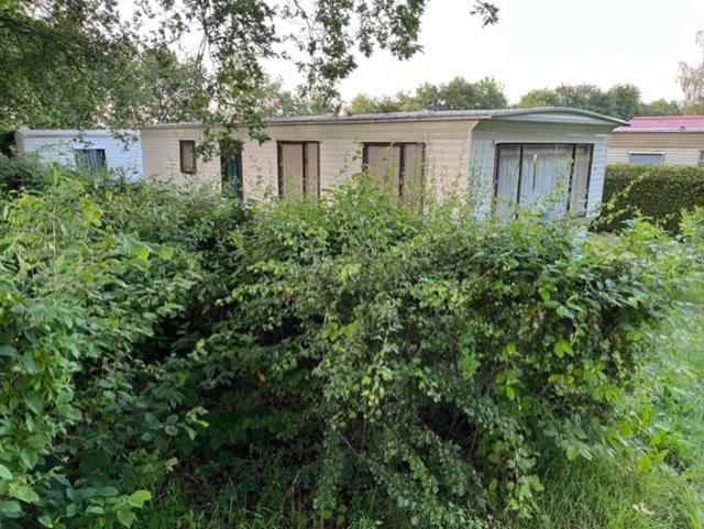 Stacaravan Huren In Het Hart Van Bosrijk Drenthe Op Recreatiepark De Tien Heugten Schoonloo 外观 照片