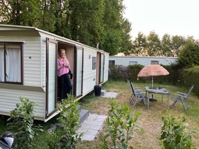 Stacaravan Huren In Het Hart Van Bosrijk Drenthe Op Recreatiepark De Tien Heugten Schoonloo 外观 照片